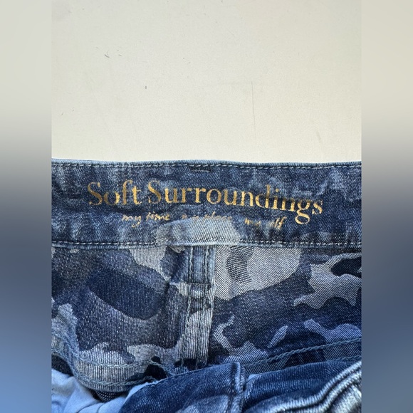 Soft Surroundings Women’s Small Blue Denim Camo Cropped Jeans Cotton Stretch - Picture 5 of 8